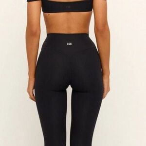 CSB Beis Women's Black High-Waisted Scrunch Leggings